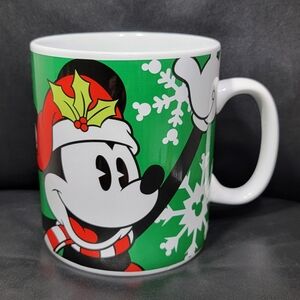 Vintage Disney Christmas Snowflakes Mickey Mouse Oversized Ceramic Mug 24 oz.
